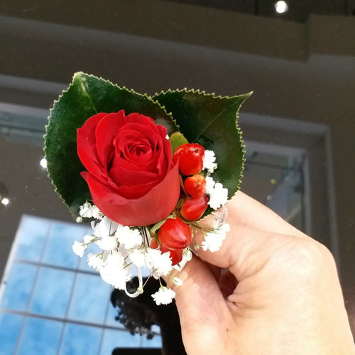 1 Red Rose with Berry Botton-hole