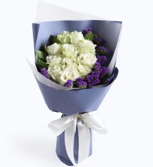 11 Stems White Rose with Dark Purple Statice