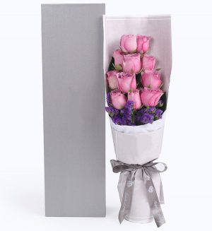 11枝紫色玫瑰配16.5*57cm花盒