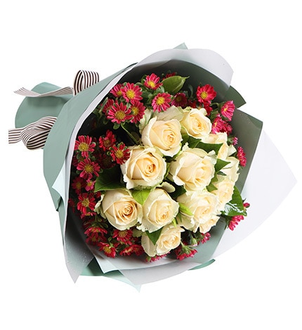 12 Stems Champagne Rose & 6 Stems Chrysanthemum with Leaves