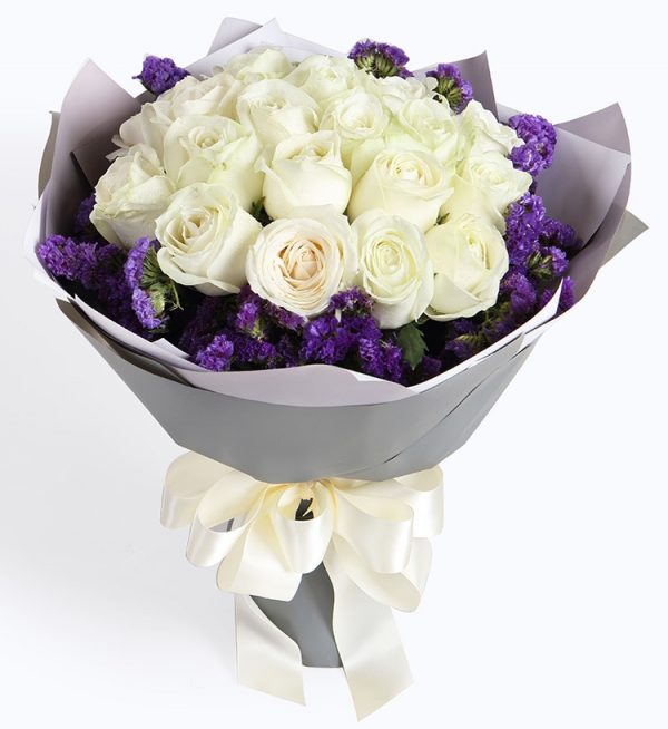 19 Stems White Rose with Dark Purple Statice