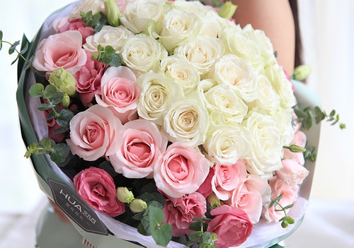 22 Stems White Rose & 14 Stems Pink Rose & 5 Stems Pink Lisianthus