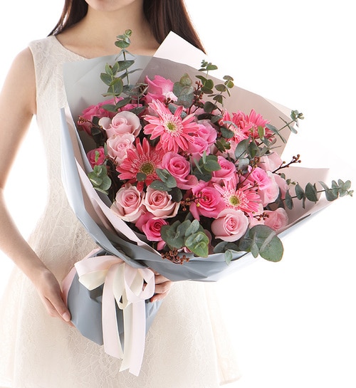 29 Stems Pink Rose & 5 Stems Pink Gerbra with Lesves