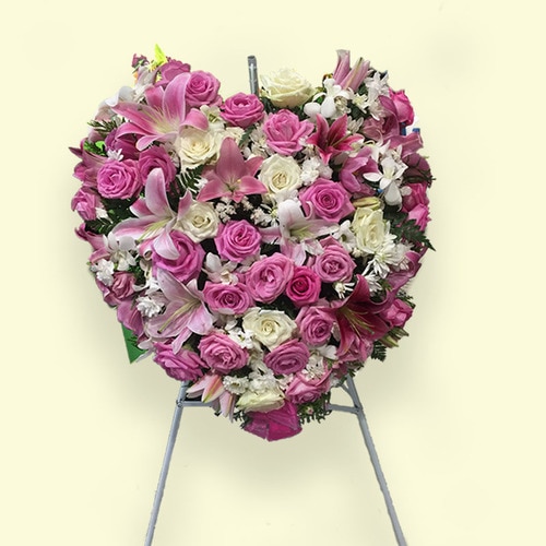 60cm (Medium) Pink Flower Heart